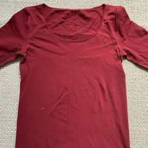 Women’s long sleeve lululemon dry fit